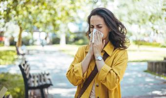 chiesi mehr luft frau kämpft mir allergien